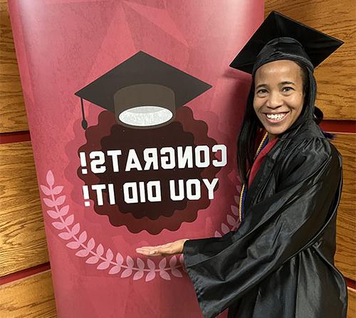 Adult SNU Student Overcomes Great Adversity to Graduate